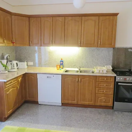 In Balatonszarsz Mit Terrasse Und Grill بيت للعطل *