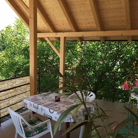 In Balatonszarsz Mit Terrasse Und Grill * Balatonszarszo